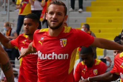 Jonathan Gradit élu meilleur défenseur central du RC Lens à la mi-saison