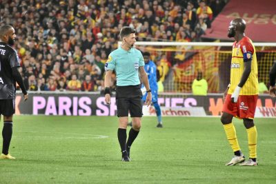 Quel arbitre pour Brest – RC Lens cet après-midi ?