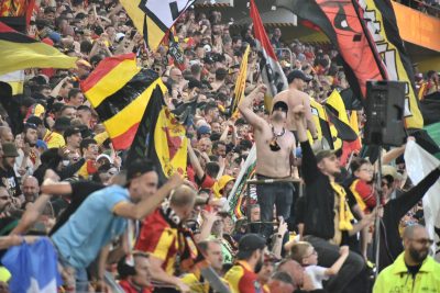 Lens poursuit sa série de matches à guichets fermés face à Toulouse