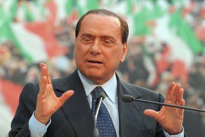 Mort de Silvio Berlusconi, ancien président de l’AC Milan, adversaire du RC Lens en 2002