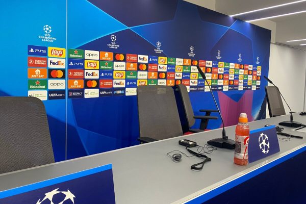 La salle de presse en mode Ligue des Champions