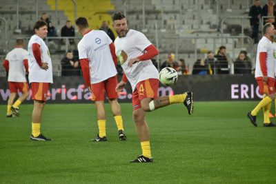 [Vidéo] 1999-2000, quand le RC Lens renversait l’OM à 10 contre 11 au Vélodrome