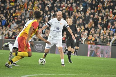 Zidane, Deschamps, Chabal, Moreira, Michou et les autres ont livré une belle soirée de gala à Bollaert pour la bonne cause