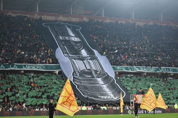 Lens Lyon 021223 sainte barbe tifo