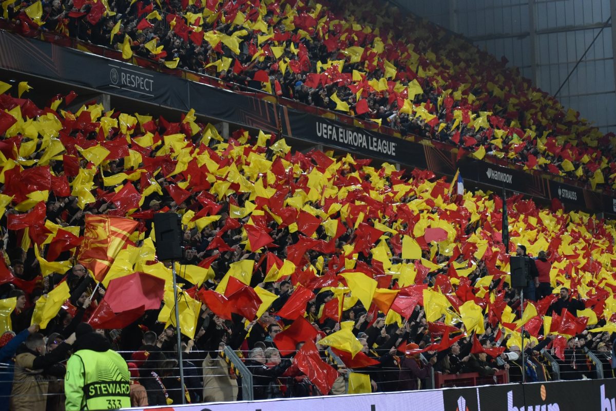 lens fribourg 150224 europa league supporters bollaert