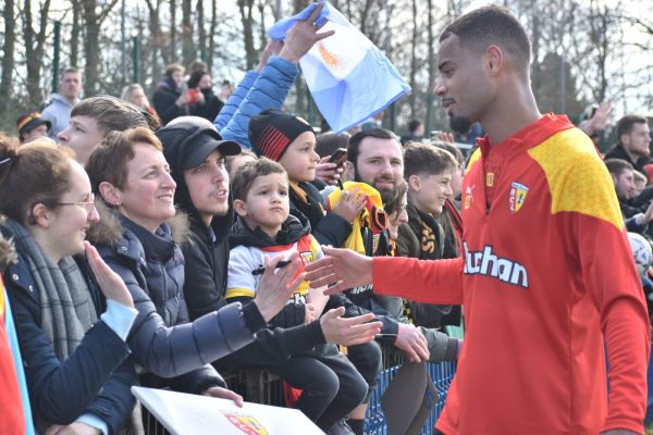 diouf supporters entraînement ouvert public