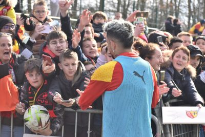 «Les supporters donnent beaucoup d’amour», après l’entraînement ouvert au public de la veille