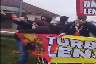 Sur la route de Lyon, des supporters lensois s’arrêtent pour animer un match de D2 en Haute-Marne