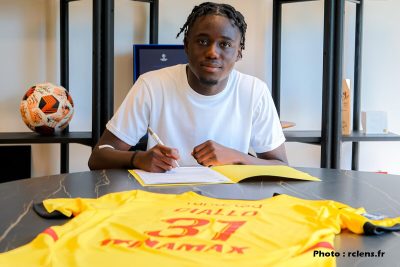 Alpha Diallo rejoint officiellement le RC Lens