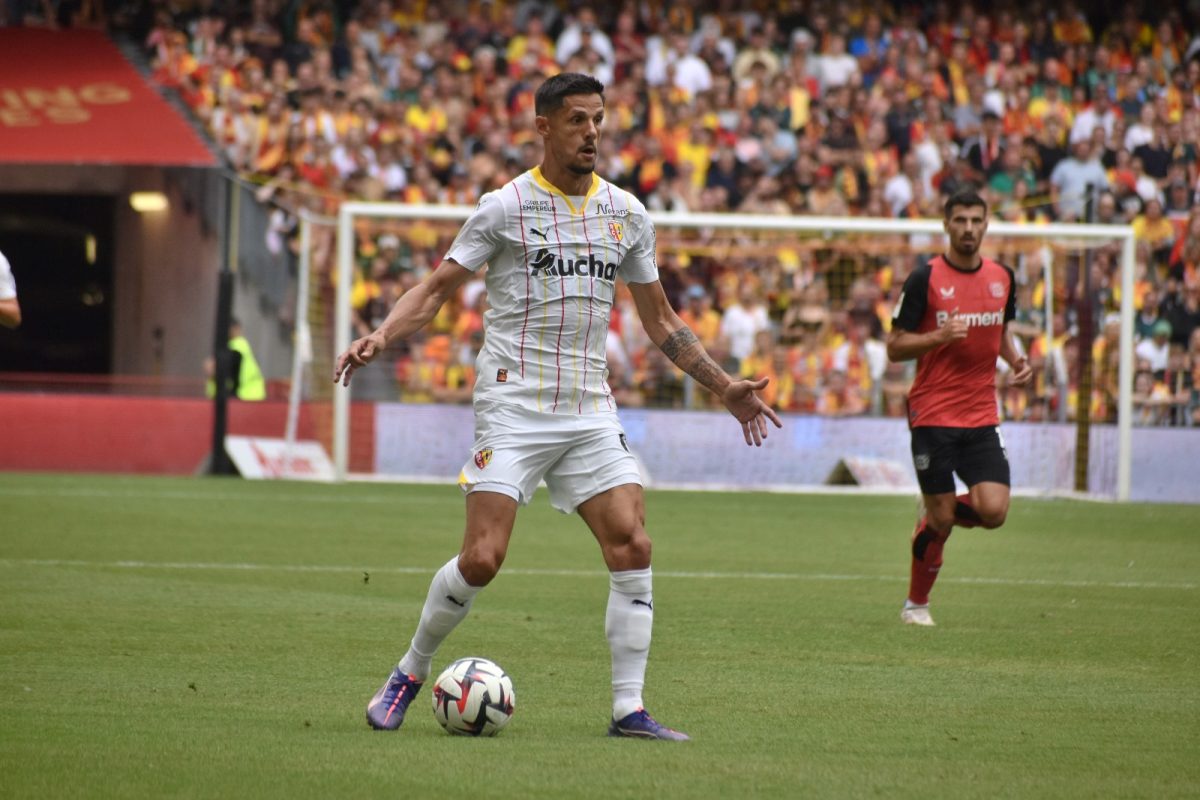 flo sotoca lens bayer leverkusen amical 030824