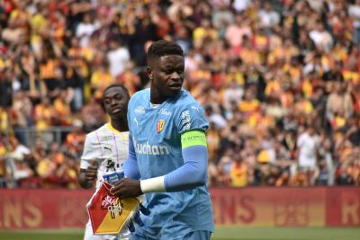 Sept leaders identifiés par Still, Brice Samba conserve le brassard de capitaine du RC Lens